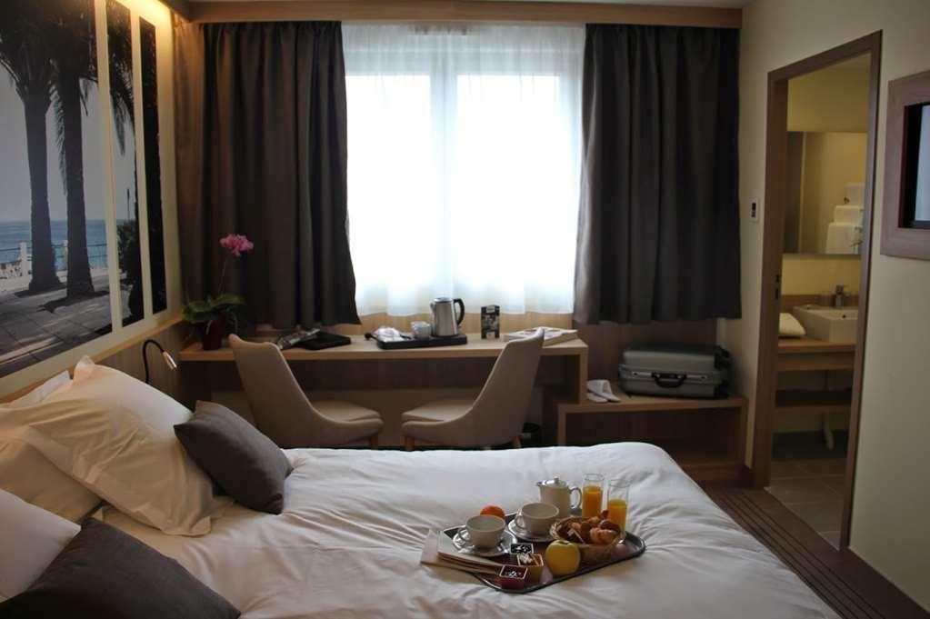 Brit Hotel Montargis Mormant-sur-Vernisson Kamer foto